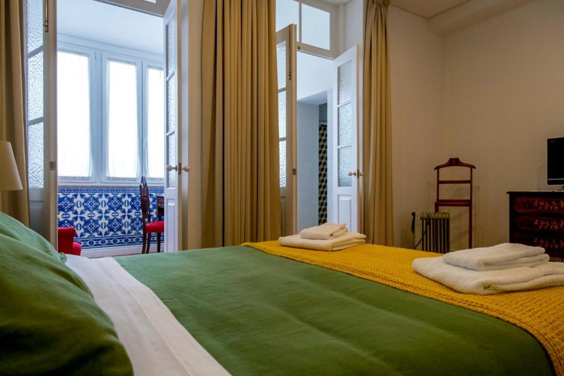 Casa Velha Guesthouse Porto Luaran gambar